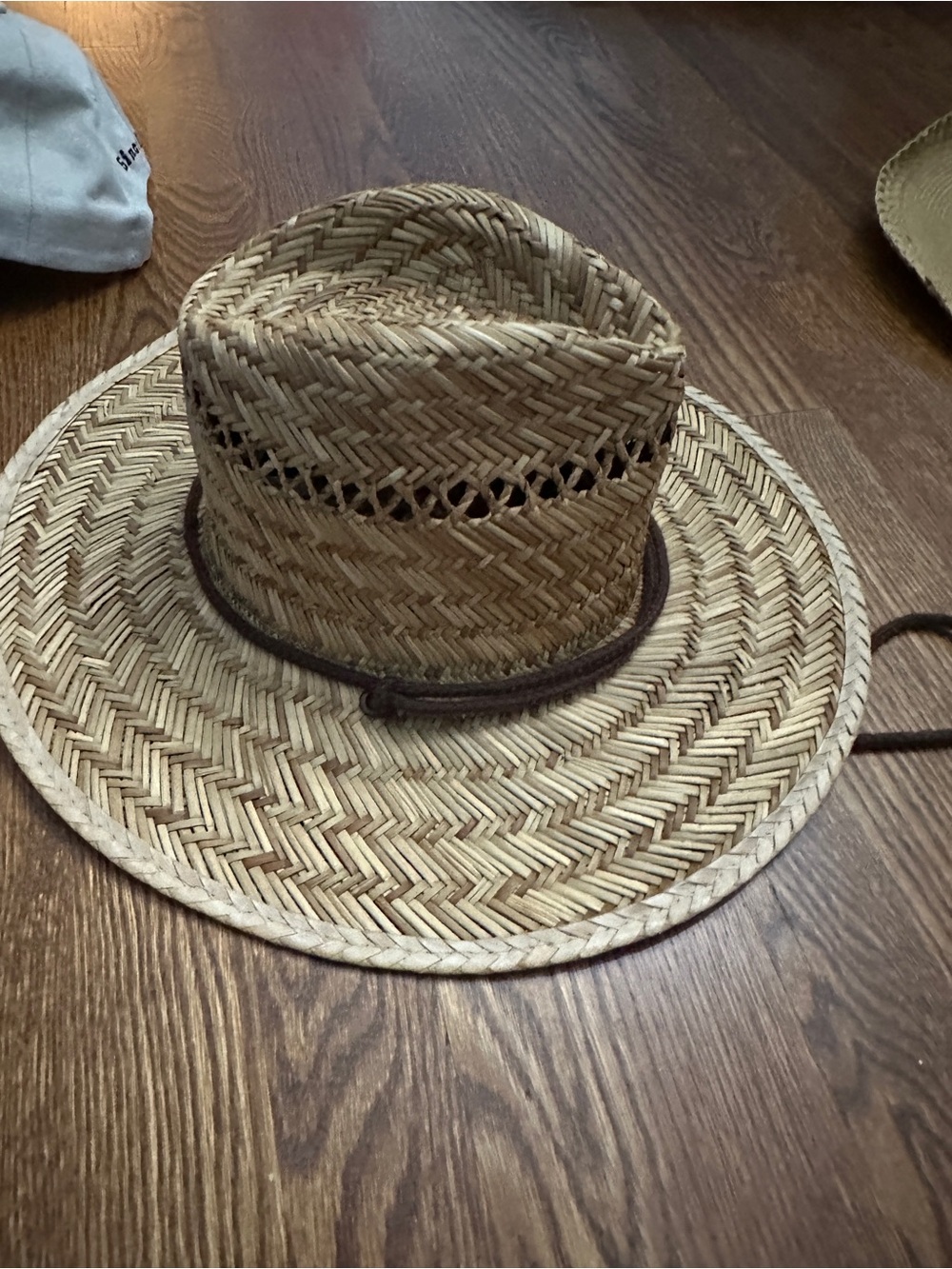 Men's Straw Outback Hat with Chin Cord - Natural